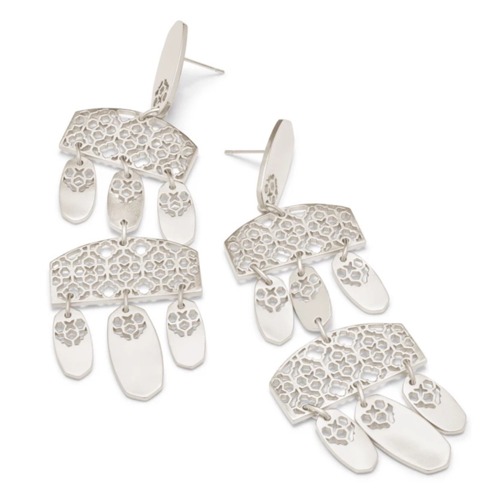 KENDRA SCOTT • Silver Emmet Dangle Lightweight Earrings - Picture 4 of 4